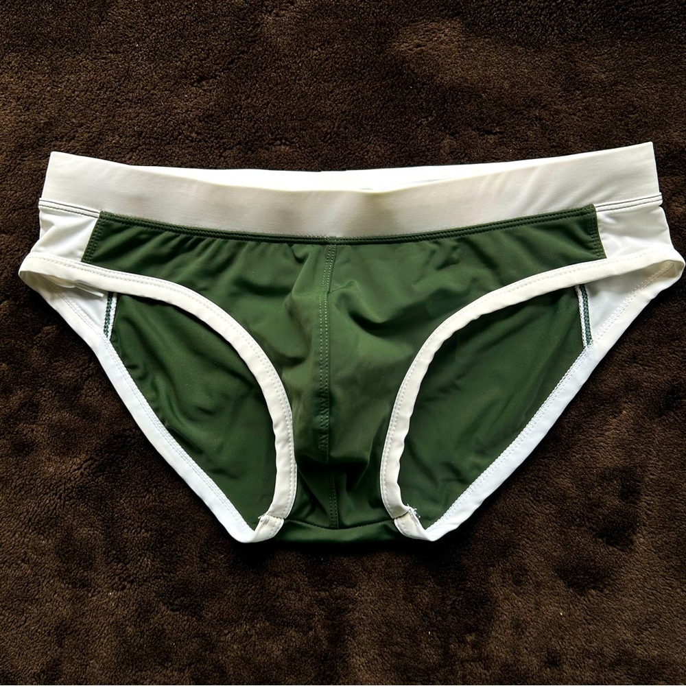 Pool Boy Green Contrast Swim Brief Men’s M 32-34 Low Rise